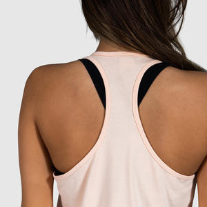 Débardeur de yoga personnalisable à séchage rapide pour femme – Magnifique, respirant, idéal pour le fitness en extérieur, la course et la gym - Product Image 4