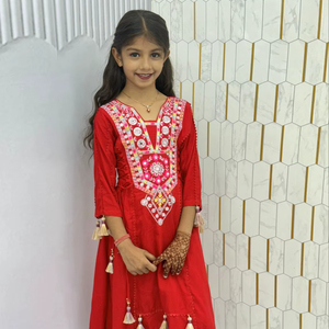 ชุดเสื้อผ้าเด็กผู้หญิง ผ้าฝ้ายแท้เนื้อนุ่ม ซัลวาร์ คามีซ งานปักกระจกงานแต่งงาน ปักดิ้นหลายเส้น แขนยาวเต็มตัว 6-11 ปี - Product Image 1