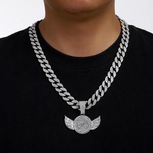 Pendentif en alliage en forme d'aile Sunnice pour chanteur, danseur, mode hip-hop européenne, collier personnalisé pour rappeur, vente en gros - Product Image 3