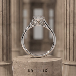 Anillo de Compromiso de Oro de 14K con Moissanita de Corte Pera de 2.75 Quilates, Anillo de Novia Clásico con Engaste de Puntas Solitario - Product Image 3