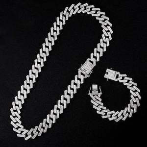 Collier en argent sterling de qualité supérieure, style cubain, avec diamant de laboratoire CVD, moissanite et pendentif personnalisé pour la mode - Product Image 2