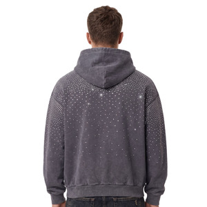 เสื้อฮู้ดดี้ผ้าฝ้ายหนานุ่มสำหรับผู้ชาย ประดับเพชรเทียม สวมหัวแบบโอเวอร์ไซส์ สไตล์สตรีทแวร์ รับผลิตแบรนด์ตามสั่ง - Product Image 3