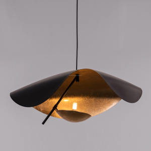 Venta directa de fábrica personalizada Italiana Moderna elegante lámpara colgante hecha a mano hoja de oro cuerpo de Metal lámpara colgante - Product Image 2