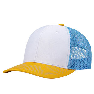 Collection Streetwear Tendance 2026 : Casquette Trucker Style Snapback avec Visière Personnalisée pour Hommes - Product Image 1