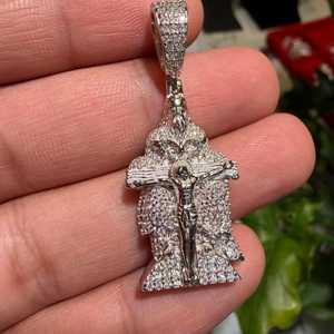 Colgante de Jesús de Plata de Ley 925 con Diamantes de Moissanita, Estilo Hip Hop, Joyería Religiosa Unisex, Colgante de Diseño Personalizado - Product Image 1