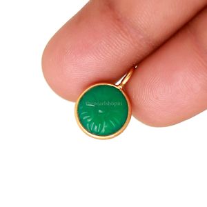 Colgante de Plata de Ley 925 con Ónix Verde Natural Tallado en Forma de Flor, Bañado en Oro Vermeil, Joyería de Cristal Curativo con Gema de Ónix - Product Image 2