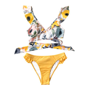 Ensemble de bikini pour adulte Mermaid Dreams avec haut à lacets et bas à nouer sur les côtés pour des journées glamour à la piscine et à la plage cet été - Product Image 4
