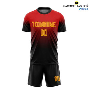 Uniforme de Fútbol Personalizado Rojo Dorado y Negro Sublimado, Jersey Corto Transpirable de Primera Calidad, Tejido de Mezcla de Poliéster - Product Image 4
