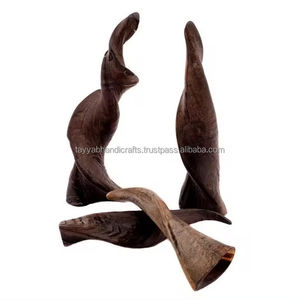 Shofar Pulido de Cuerno de Oveja y Cabra Natural - Decoración Náutica Ecológica de Estilo Animal para el Hogar - Product Image 1