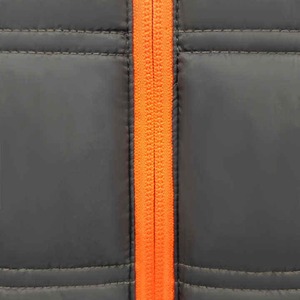 Veste matelassée légère à capuche pour homme, vêtement d'extérieur chaud et isolé pour l'hiver, avec fermeture éclair intégrale et poches latérales - Product Image 2
