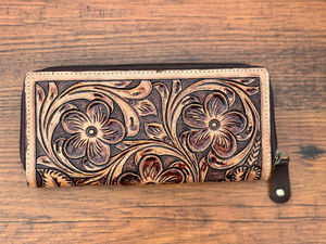 Nouveau portefeuille à deux volets en cuir taillé à la main de marque occidentale personnalisée Portefeuille de cowgirl en cuir véritable fait à la main pour femmes - Product Image 3