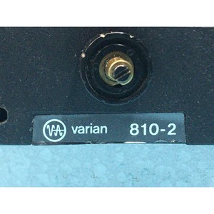Thermocouple à double point de mesure Varian 810-2 pour applications sous vide - Équipements et pièces semi-conducteurs de renommée mondiale - Product Image 4