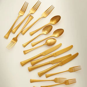 Cubiertos de comedor de diseño clásico inspirados en la promenada, ideales para mesas fluidas, anfitrión elegante y cenas rítmicas. - Product Image 1