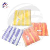 Sac en plastique PEHD poly-sac personnalisable à prix compétitif pour emballage de magasin de vêtements gaufrage durable de qualité pour exportation