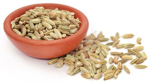 Semillas de hinojo verde en gránulos secos y material de PP en forma líquida para uso de alimentos y bebidas Patrón de palo con estilo de procesamiento horneado - Product Image 4