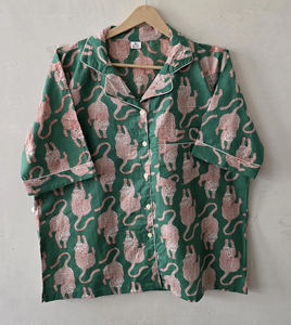 Conjunto de Pijama de Algodón con Estampado de Tigre Tejido a Mano, Ropa de Dormir Sostenible y Ropa de Estar por Casa de Verano, Camisa Clásica con Botones - Product Image 4