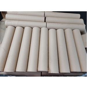 Papel de Embalaje de Nido de Abeja Kraft de Excelente Calidad para Envolver Regalos, Protección en Envíos y Suministros de Mudanza Disponible para la Venta - Product Image 1