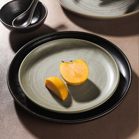 YAYU Luxe Scandinavisch Modern Onbreekbaar Grijs Restaurant Wit Servies Zwart Keukengerei Borden Keramisch Servies voor Bruiloften