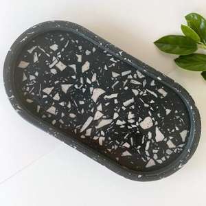 Bandeja Ovalada de Resina Moderna y Minimalista, Organizador de Resina de Estilo Europeo, Bandeja de Resina Personalizada para Cosméticos y Joyas - Product Image 5