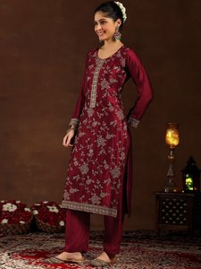 Conjunto de Kurti y Pantalón Bordado Color Granate de Lujo con Dupatta |   Traje Salwar de Diseñador para Mujer, para Bodas y Fiestas - Product Image 4