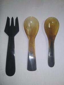 Ensemble de couverts modernes en PLA écologique jetables : fourchette à salade, cuillère à dessert, cuillère plate pour mariages et réceptions - Product Image 1