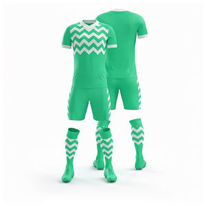 Ensemble d'uniformes de football par sublimation, maillot de football personnalisé |   Tailles pour hommes, femmes et jeunes |   Vêtements de sport légers et à séchage rapide - Product Image 6