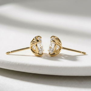 Boucles d'oreilles clous en or jaune 18 carats pour femme, diamants taille coussin, motif tulipe classique, pour usage quotidien, diamants de laboratoire certifiés IGI - Product Image 2
