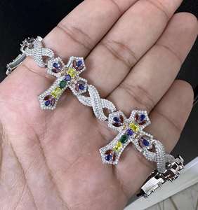 สร้อยข้อมือรูปกากบาทประดับเพชรโมอิสซาไนต์ทรงกลมเจียระไนแบบเหลี่ยมคมชัด VVS ตัวเรือนชุบทองบนเงินแท้ 925 สไตล์ฮิปฮอปสำหรับผู้หญิง - Product Image 6