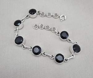 กำไลข้อมือหินออนิกซ์สีดำ เงินแท้ 925 ชุบโรเดียม ทำด้วยมือ เครื่องประดับสำหรับผู้หญิง - Product Image 4