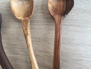 Cuchara de Madera de la Mejor Calidad con Mango de Diseño, Servidor de Ensaladas Hecho a Mano, Cuchara y Tenedor Pulidos para Servir Ensaladas, Uso en Restaurantes y en el Hogar - Product Image 6
