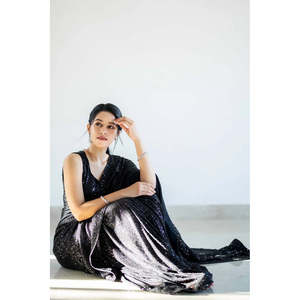 Sari de Fiesta para Mujer de Diseñador con Trabajo de Lentejuelas y Borde de Ribete - Product Image 5