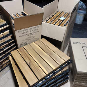 Tuiles de terrasse modernes en composite bois-plastique MPS, à double verrouillage, finition mate, 300x300 mm, carrées, imperméables, pour piscine - Product Image 2