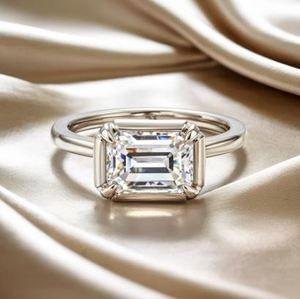 Anillo de compromiso de lujo unisex de plata de ley 925 con diseño de moissanita de corte esmeralda y engaste de garra en oro rosa para mujer - Product Image 3