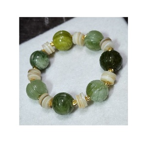 Pulsera de Resina de Lujo Hecha a Mano con Patrón Artístico en Espiral, Accesorio de Joyería de Moda para Mujer, Uso Diario - Product Image 3