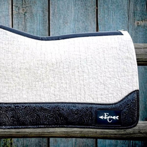 Ensemble de tapis de selle pour cheval sur mesure, style western, en feutre, avec extérieur en coton et rembourrage en polyester, couleur personnalisée, prix de gros. - Product Image 3