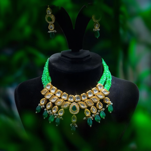 Juego de Collar de Novia con Baño de Oro de 24K y Cuentas Kundan - Joyería Fina NS496 Verde - Product Image 3