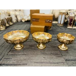Wedding Decor Luxury <b>Vases</b> For Flowers Gold Finish Hammered Flower <b>Vase</b> European Style Garden Lawn Decor Modern <b>Vases</b> & Urn - Product Image 5