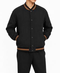 Chaqueta Varsity Impermeable para Hombre, Color Sólido, Cierre de Botones, Corte Regular Informal, Detalles en Negro y Marrón, Poliéster, para Invierno - Product Image 5