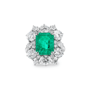 Anillo de compromiso de esmeralda colombiana de laboratorio con corte esmeralda de 3 quilates, oro blanco de 18K, engaste de doble garra, halo de diamantes de laboratorio, anillo llamativo - Product Image 1