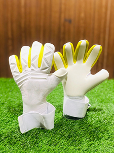 New Design Hot Selling <b>Light</b> Weight Breathable Non-Slip Rubber Professional Soccer Goalkeeper Gloves with All Sizes Available - Product Image 2