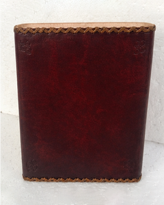 Cuaderno de Cuero Rojo Antiguo con Diseño de Esquina Grabada y Adorno de Piedra, Venta al por Mayor, Diseño Personalizable, Libro de Composición, Regalo - Product Image 3
