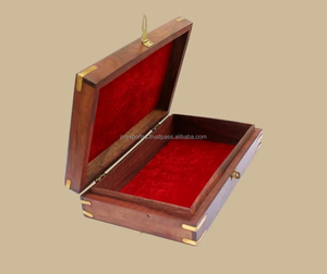 Boîtes de rangement en bois vintage faites à la main de l'Inde de qualité sculptée en forme de rectangle pour la décoration intérieure et le stockage de bijoux - Product Image 2