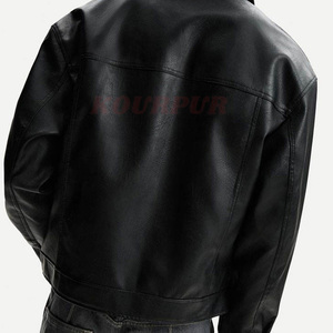 Chaqueta de cuero para hombre de alta calidad en color negro con bolsillos, moderna, elegante y cómoda a un precio razonable. - Product Image 2