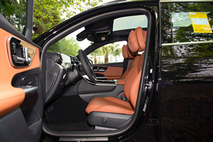 Depósito para Mercedes-Benz <span class=keywords><strong>GLC</strong></span> 260 <span class=keywords><strong>Híbrido</strong></span> 155kW 350N.m 9AT 48V <span class=keywords><strong>Híbrido</strong></span> Ligero con Techo Panorámico de Cuero y Bajo Kilometraje - Product Image 6