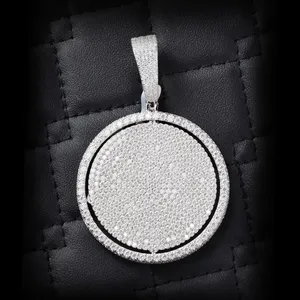 Colgante Redondo de Lujo con Moissanita, Plata 925 con Baño de Rodio, Micro Pavé, Unisex, para Uso Diario - Product Image 3