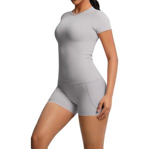 Ensemble de yoga à col rond, manches courtes, taille haute, couleur unie, avec poches, respirant, en spandex et polyester, sans couture, 2 pièces - Product Image 3