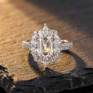 แหวนเพชรโมอิสซาไนต์ทรงคลัสเตอร์หลากหลายรูปทรงสำหรับผู้หญิง เงินแท้ 925 เครื่องประดับคุณภาพสำหรับงานแต่งงาน ของขวัญ - Product Image 1