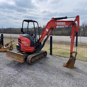 รถขุดขนาดเล็ก Kubota KX040 4 ตัน พร้อมเกียร์บ็อกซ์ มอเตอร์ เครื่องยนต์ กำลังขับเคลื่อนขนาดกะทัดรัด น้ำหนัก 4170 กก. เหมาะสำหรับงานก่อสร้างอเนกประสงค์ - Product Image 3