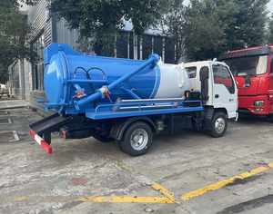 Camión de Succión de Aguas Residuales ISUZU 4x2 de 6 Ruedas y 4000L, Económico, en Venta a <span class=keywords><strong>Precio</strong></span> de Fábrica Competitivo - Product Image 2