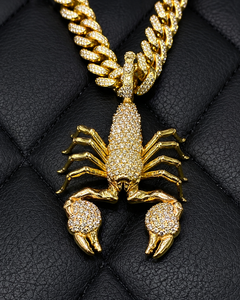 Colgante de Joyería Único de Moda con Diseño de Escorpión Helado de Moissanita Chapado en Oro/Plata, Estilo Hip Hop, Precio Mayorista, Personalizable - Product Image 1